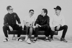 VIVIDTHREE TEAM MANAGEMENT